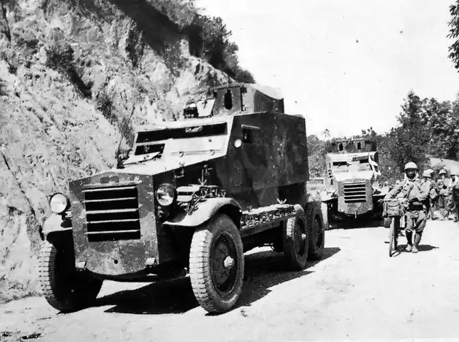 日军上田部队缴获的装甲车日军缴获的国民党机械化部队的先进武器粤汉