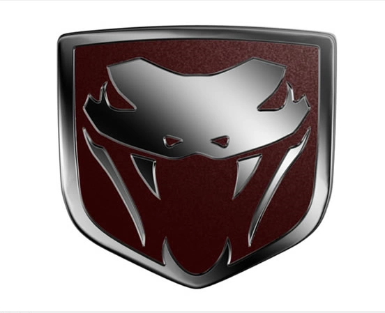 《一条大蛇标志是甚么车,还张着嘴巴》