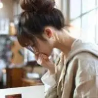 微信个性头像侧脸丸子头_微信头像图片大全