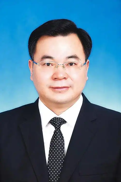 【要闻】胡昌升当选黑龙江省人民政府省长