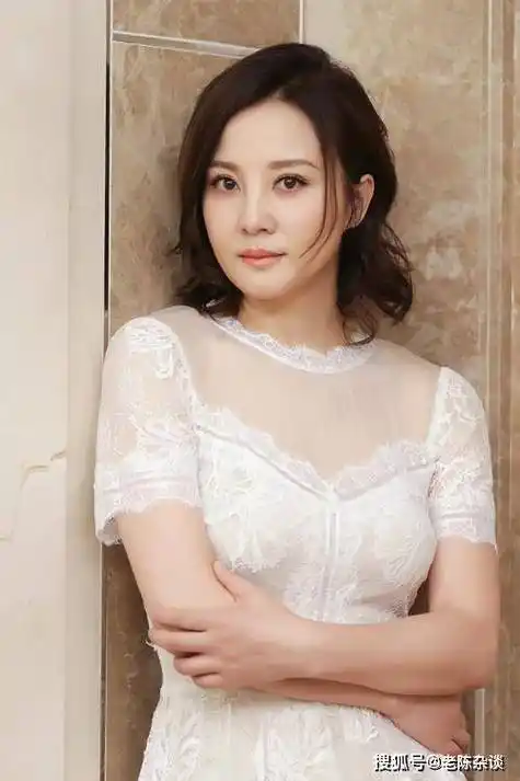 你顶不住的啦!陶虹性感写真赏_身材_梦想_外表