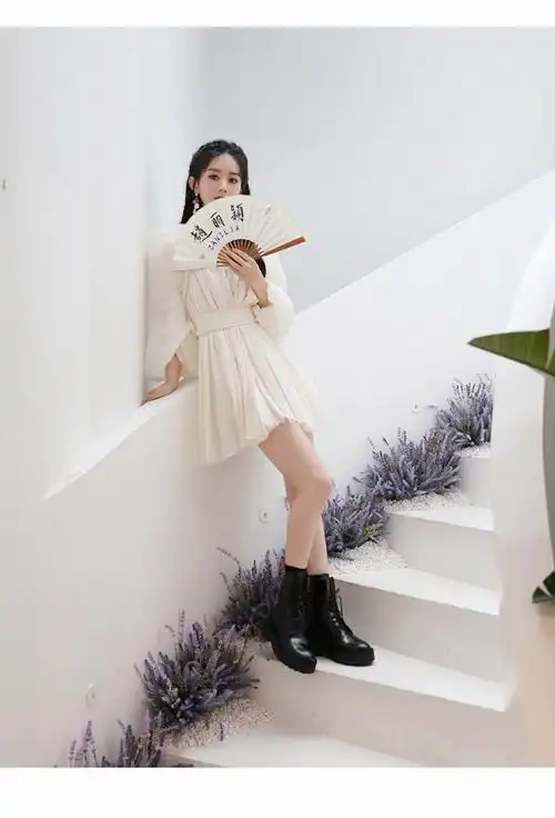 赵丽颖明星同款衣服春装年早春法式初恋白色泡泡袖连衣裙子女白色预售