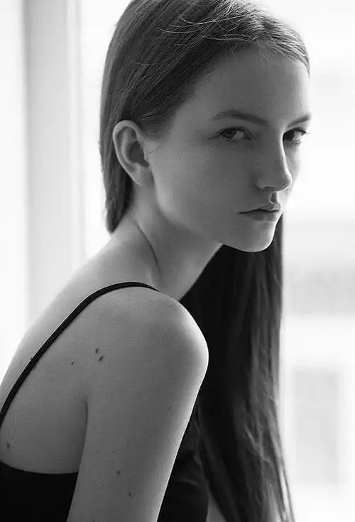极富质感的黑白人物肖像照 (Оlga Моrdach)