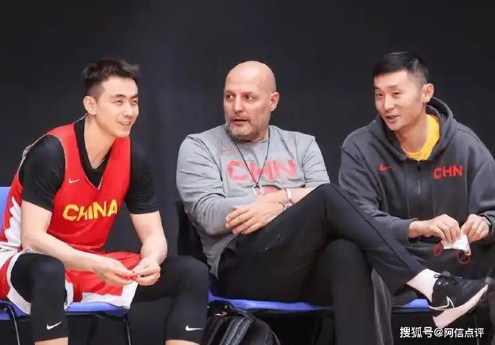 周琦深夜表态,2处受伤或将报销,赵继伟被曝离队,郭艾伦也翻面_比赛