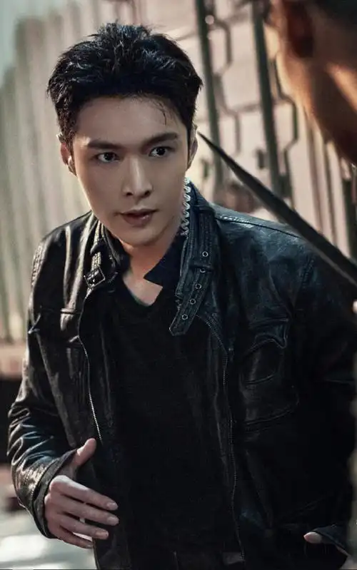 张艺兴在电视剧《扫黑风暴》中的表现是令人惊艳还是失望?