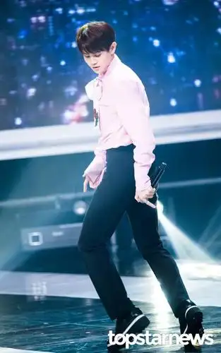 吸引大批粉丝的男艺人比比皆是,让我们来看看演艺界中,身高只有 170