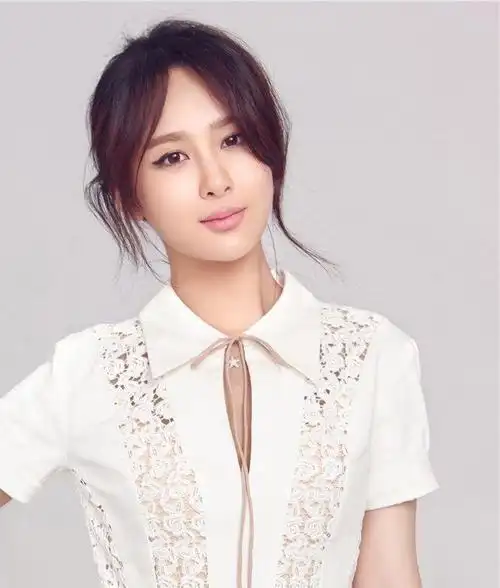 张艺兴杨紫称同款睡衣是巧合 2021-05-16 - 百度热搜榜 热点排名