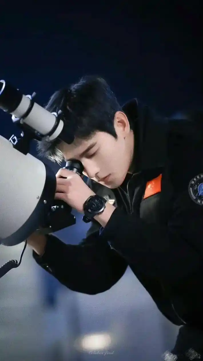 杨洋#于途#你是我的荣耀#航天  - 抖音