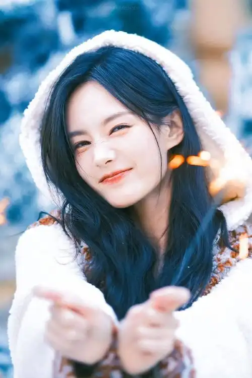 李一桐头像大户上新了##李一桐头像大户