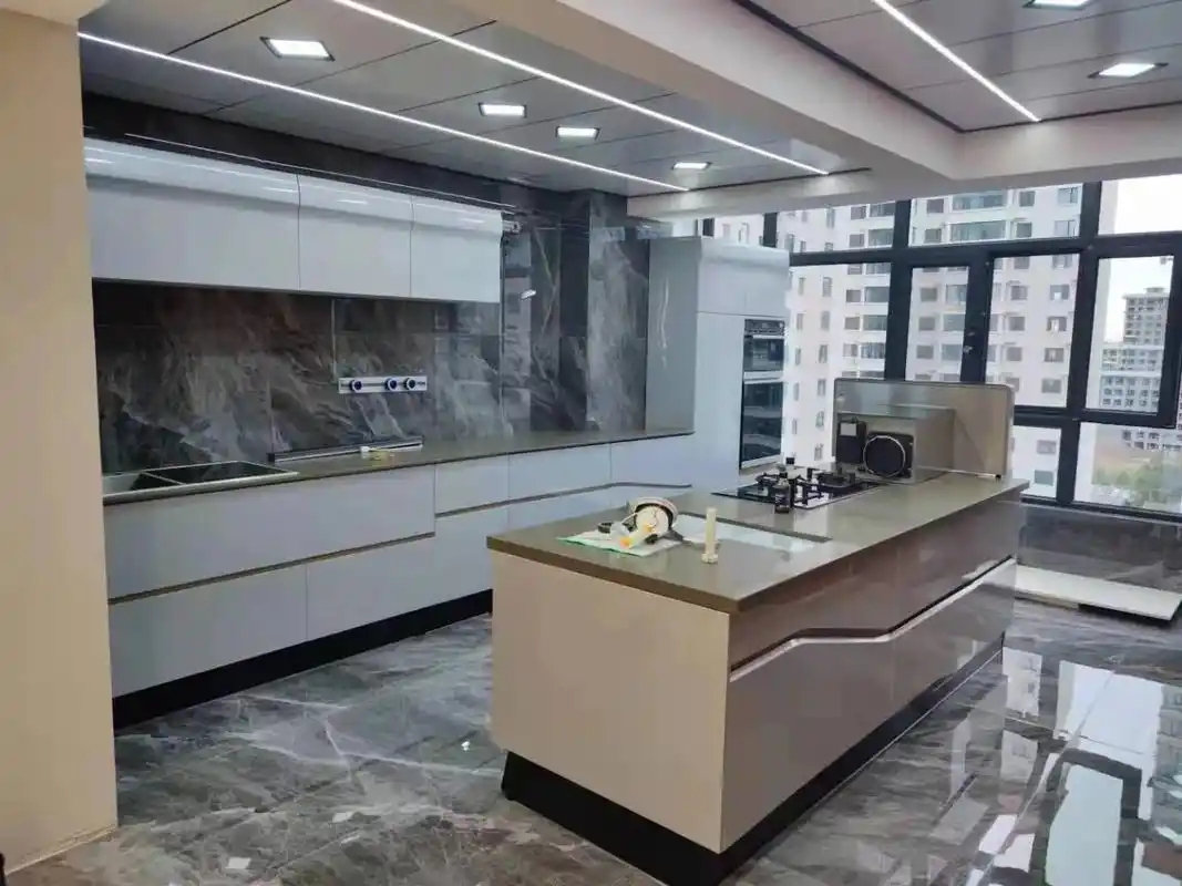 出售绿海家园高层电梯房11楼 非顶楼 150平米 南北通透不 - 抖音