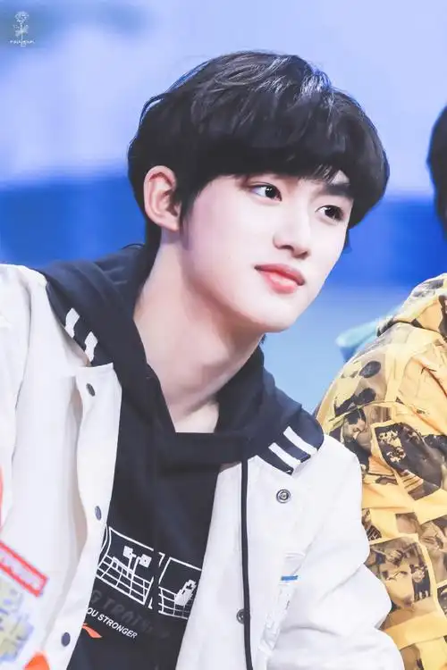 丁程鑫接招吧前辈