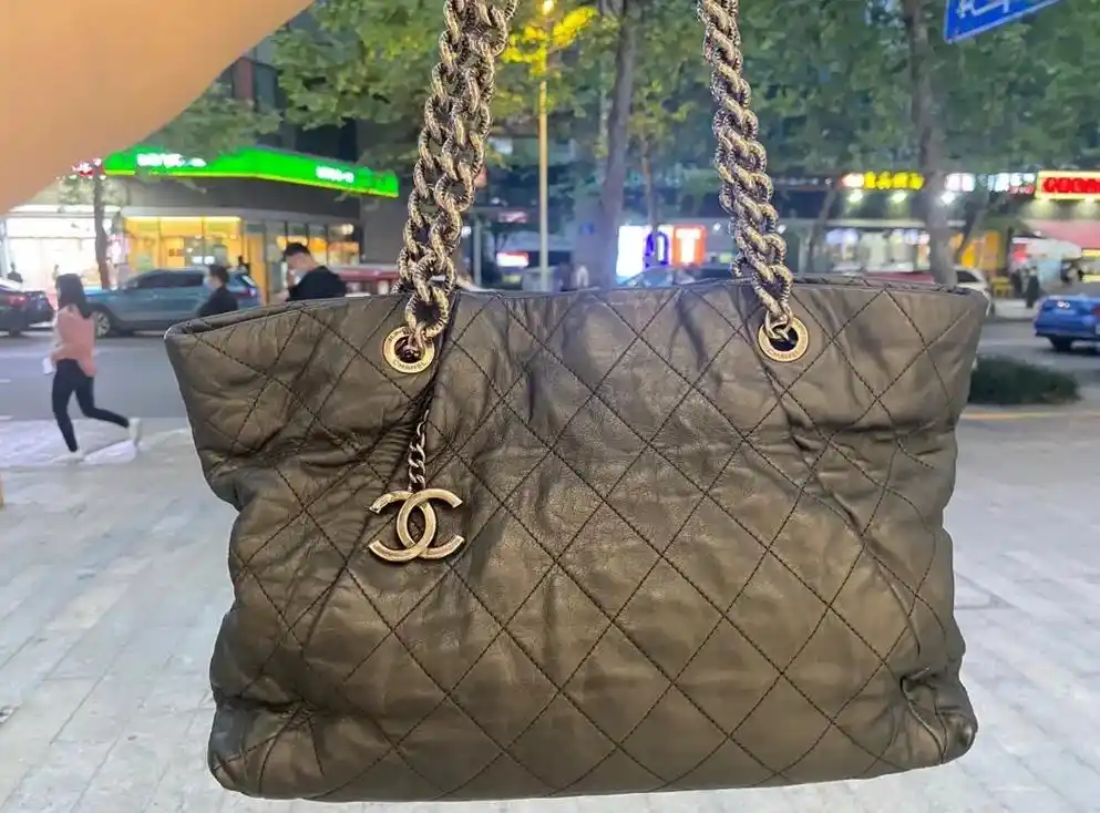 chanel购物袋