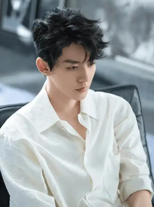 夏日严选男友风:没有动脑,全靠技巧