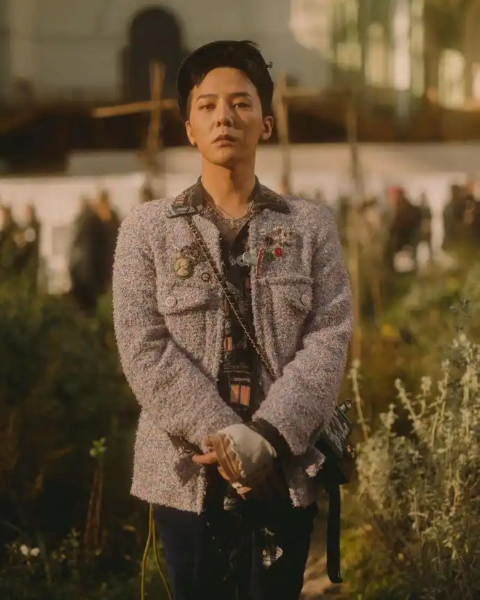 权志龙超话	#权志龙巴黎时装周#	200121 chanel spring-summer 2020