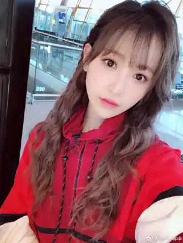 sing-蒋申  9月24日 07:27 来自 iphone x sing女团 , sing蒋申