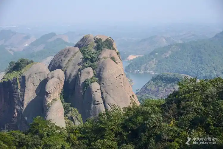 江西弋阳龟峰风景名胜区