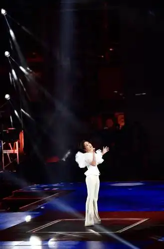 2017《天边》云朵&云飞阳江演唱会圆满落幕_手机搜狐网