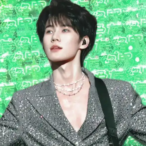 李晨左手一个张真源右手一个沙溢##张真源奔跑吧