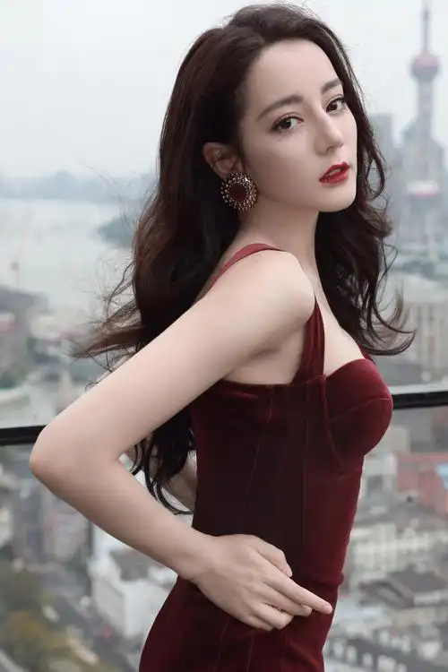 迪丽热巴性感迷人写真,图库-回车桌面