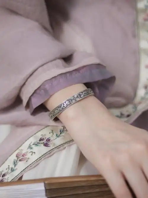 扶苏明清古董银手镯复原