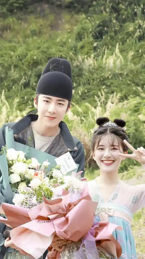 赵露思与刘宇宁迪士尼邂逅合作后关系曝暧昧cp粉欢喜若狂