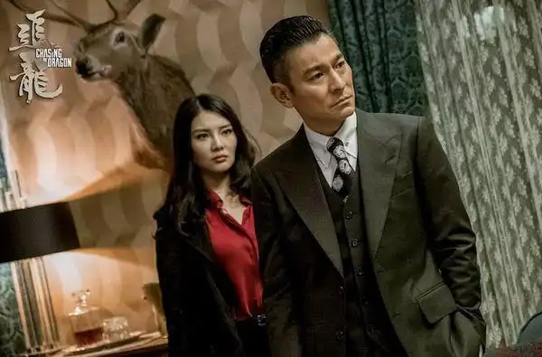 梁家辉古天乐联袂出演的追龙2有哪些漏洞百出的剧情