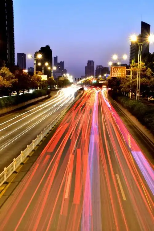 夜景车流轨迹图