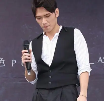 【图】蒙面歌王杨宗纬歌单分享 歌曲走心打动观众