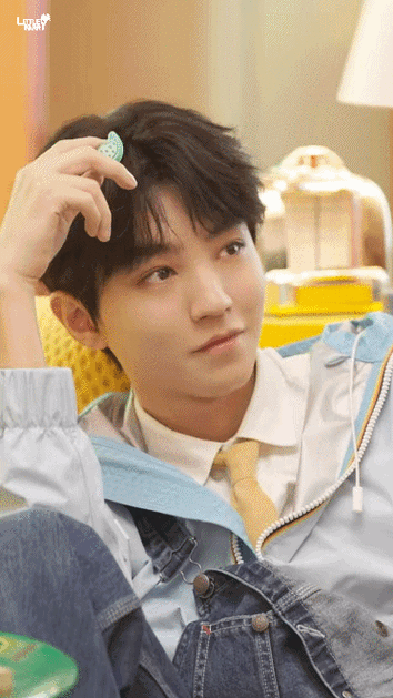 王俊凯crocs全球品牌代言人