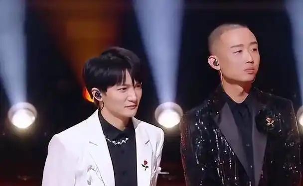 周深:那英对不起我喜欢李克勤_声音_大鱼_节目