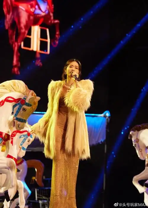 刘惜君今晚长发##刘惜君状态