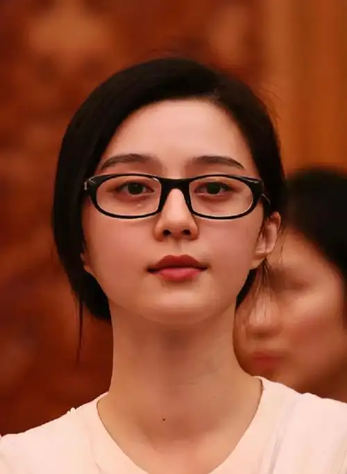 封杀6年后,43岁的范冰冰与51岁的李冰冰,两人处境千差万别