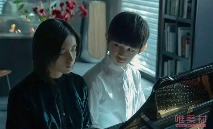 娱记秘密访客张子枫是女几搭档荣梓杉演姐弟悬疑片引期待