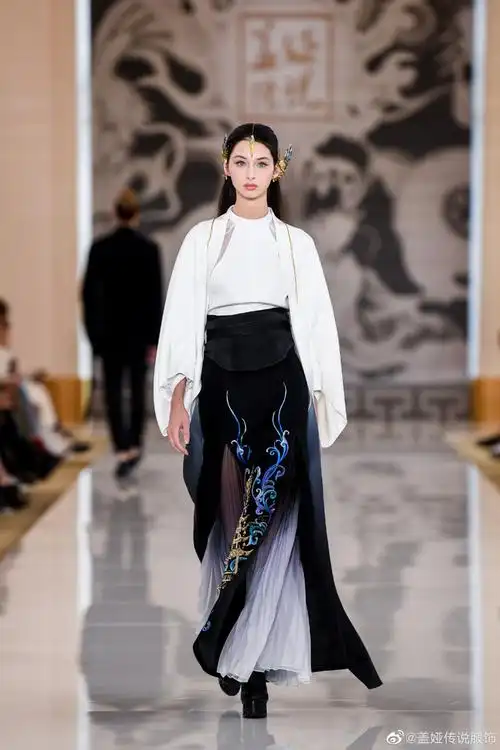 盖娅传说服饰的微博微博