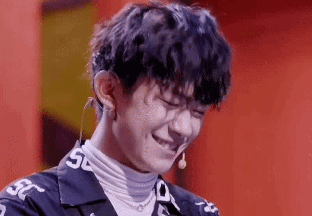 易烊千玺超治愈梨涡合集 如温暖一点一滴沁入你的心房