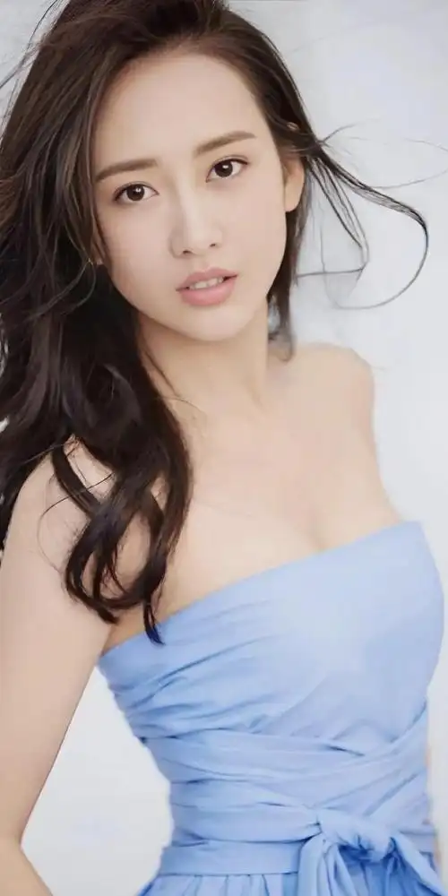 王鸥以独特的魅力和才华,成为娱乐界的一颗耀眼的女明星|演员|模特