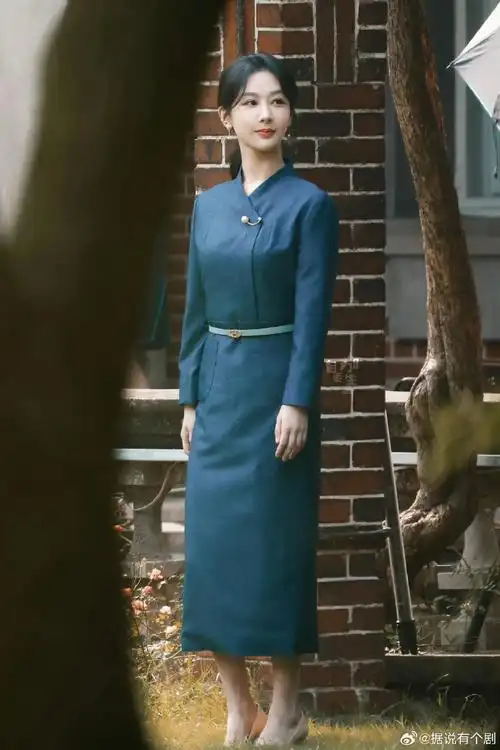 杨紫#这是职业装还是就是普通裙子?杨紫瘦了好多好多呀