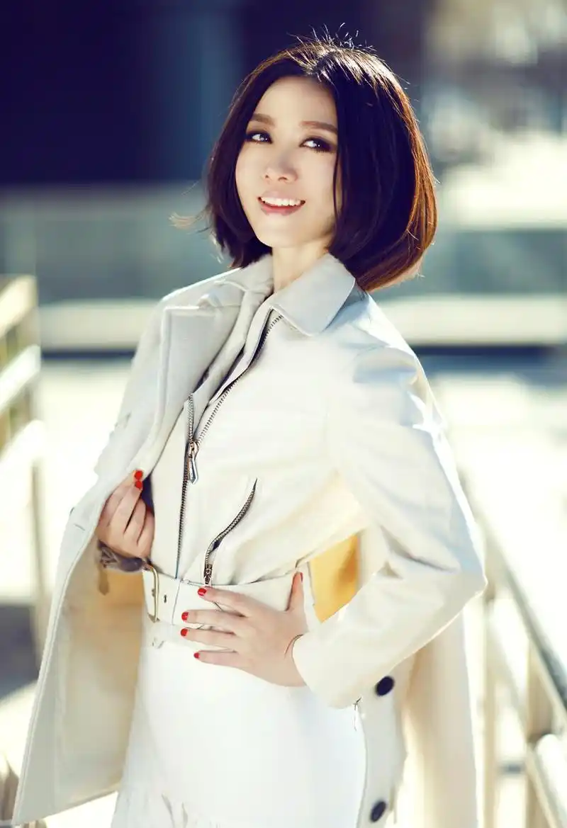 优雅女人姚贝娜