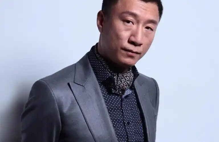 孙红雷硬汉哽咽电影发布会上直言这部电影很美网友期待