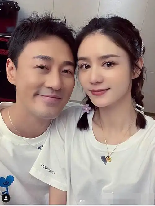 42岁男演员林峰个人资料简介(肤色发黑脸颊下垂,妻子护夫怒怼恶评)