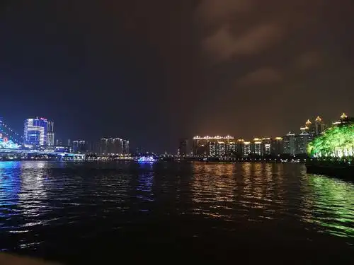 夜晚散步随手拍,留下美景,留住记忆!