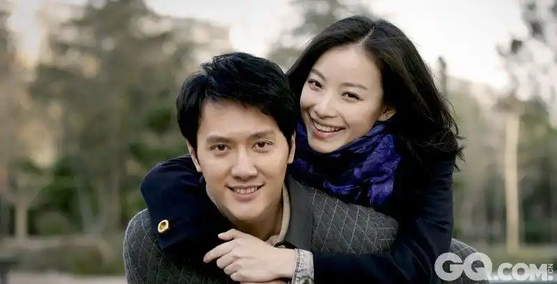 明星情侣合体捞金 甜蜜把钱挣