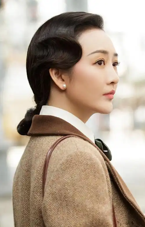 谍战深海之惊蛰王鸥旗袍肉丝袜剧照合集那时的高跟鞋很美