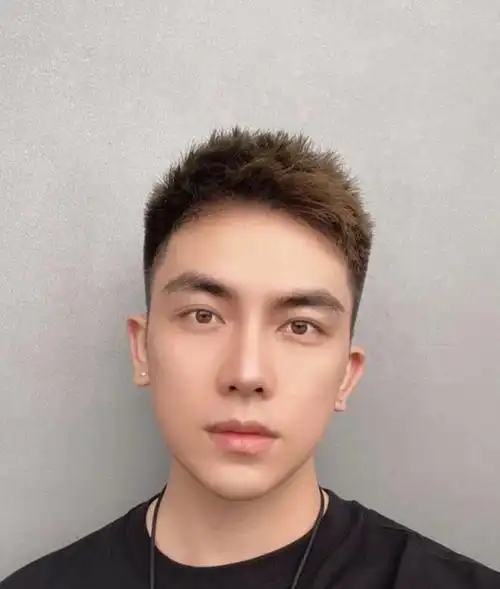 18到28岁男士看看这16款发型款款都很帅气