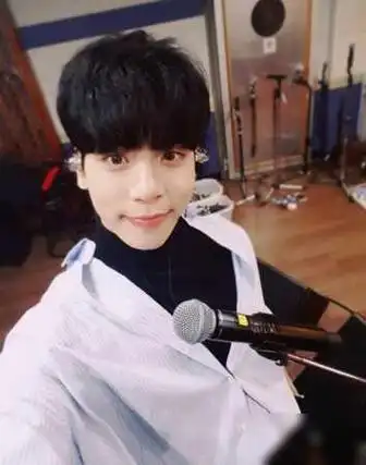 shinee钟铉逝世6周年珉豪ig悼念今年更想念哥哥了