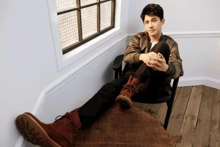 刘昊然185cm的学霸穿衣经这样的穿搭你给几分