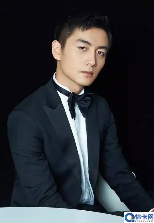 陈晓穿蝴蝶结西装照片 陈晓真实身高有多高