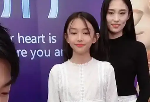 辛巴给童星宋小睿涨粉80万,直播间在线500万人!