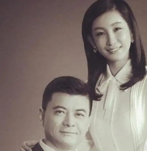 秦海璐第一任丈夫是谁秦海璐第一任老公是谁