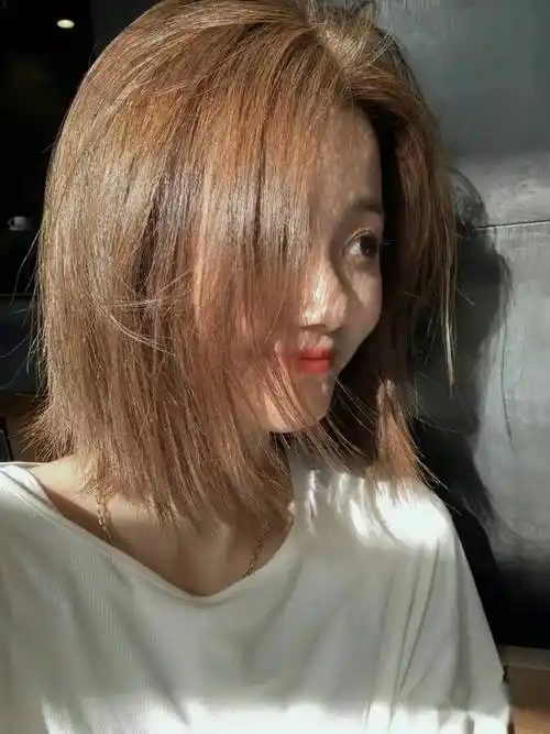 头发染什么颜色好看今年最好看的发色有哪些